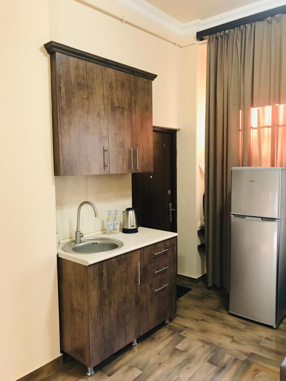 Guest house Abovyan street Erévan Extérieur photo