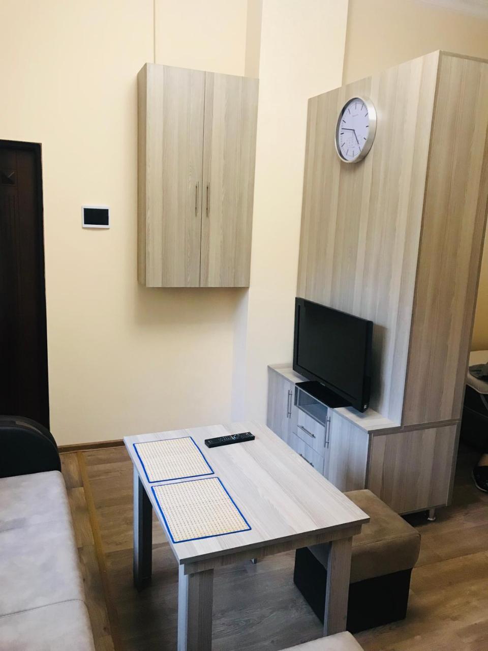 Guest house Abovyan street Erévan Extérieur photo